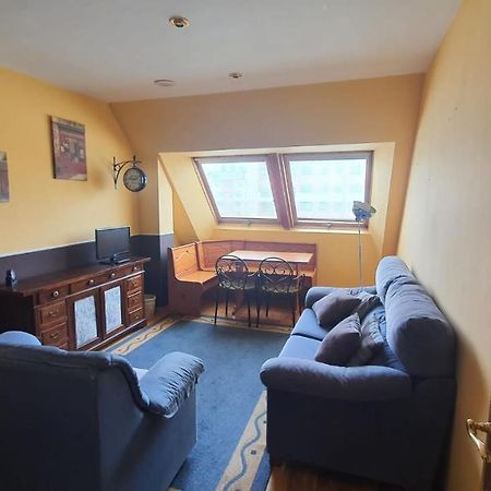 Apartamento O Xardin Ribadeo Luaran gambar
