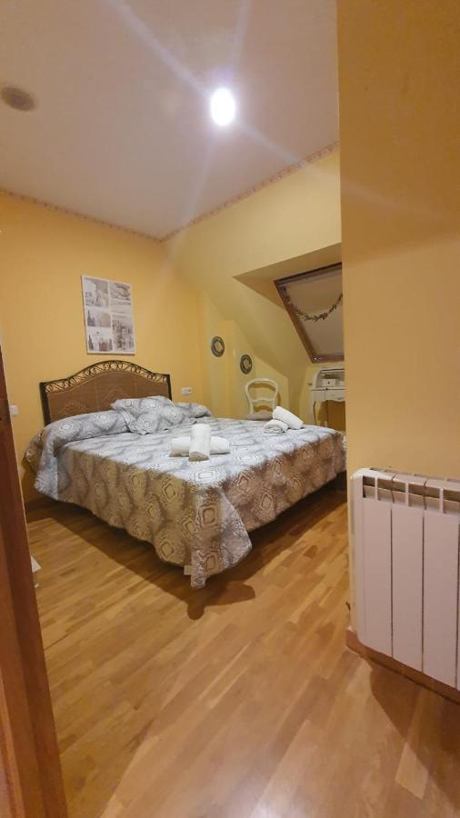 Apartamento O Xardin Ribadeo Luaran gambar