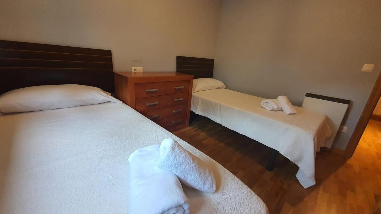 Apartamento O Xardin Ribadeo Luaran gambar